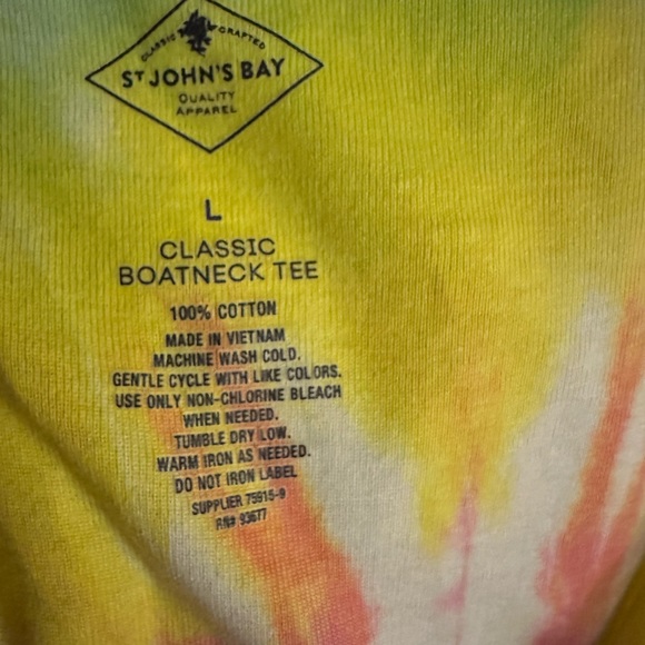 One-of-a-kind tie-dyed short sleeve T-shirt - Picture 4 of 4